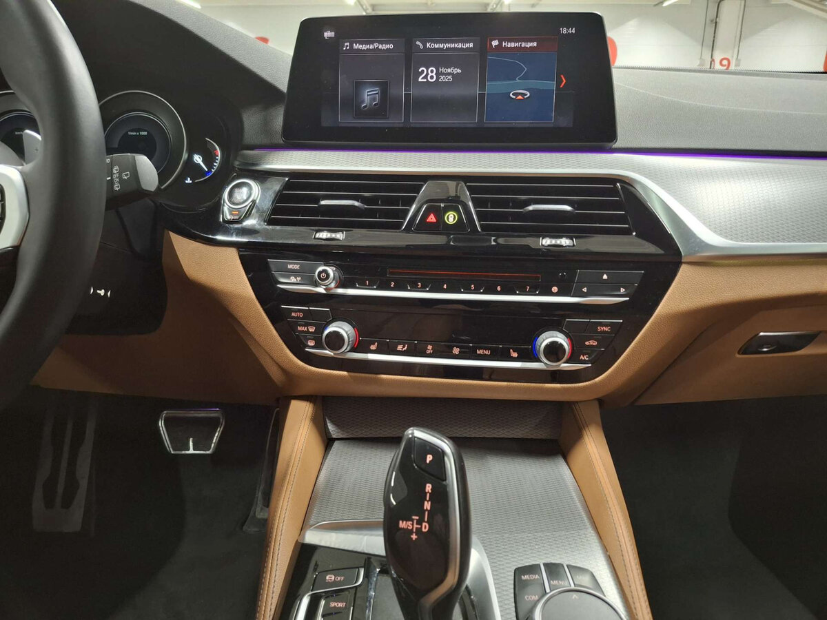 BMW 5 серии с пробегом — 2018 год. Фото: #14