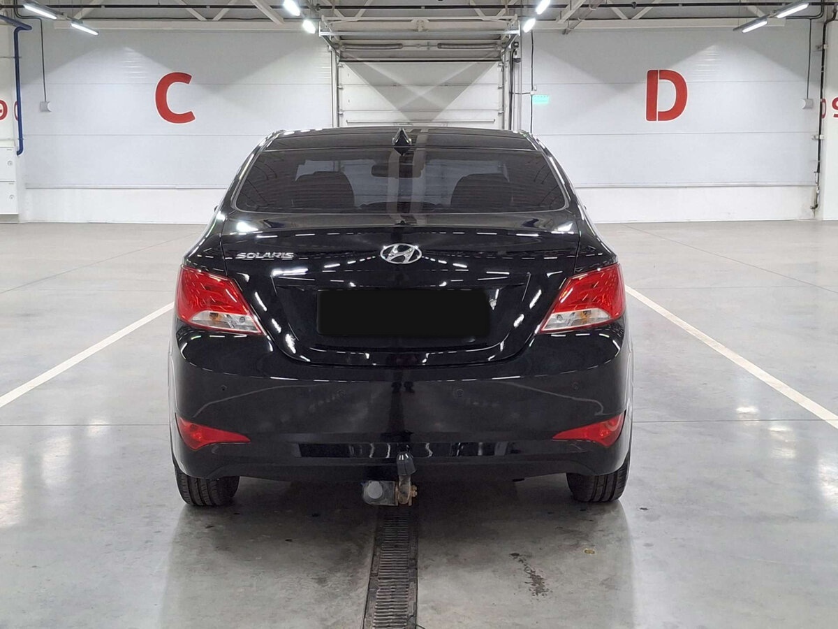 Hyundai Solaris с пробегом — 2016 год. Фото: #5