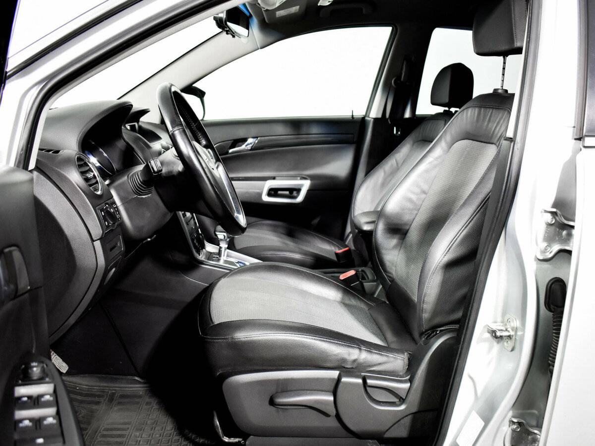 Opel Antara с пробегом — 2013 год. Фото: #9