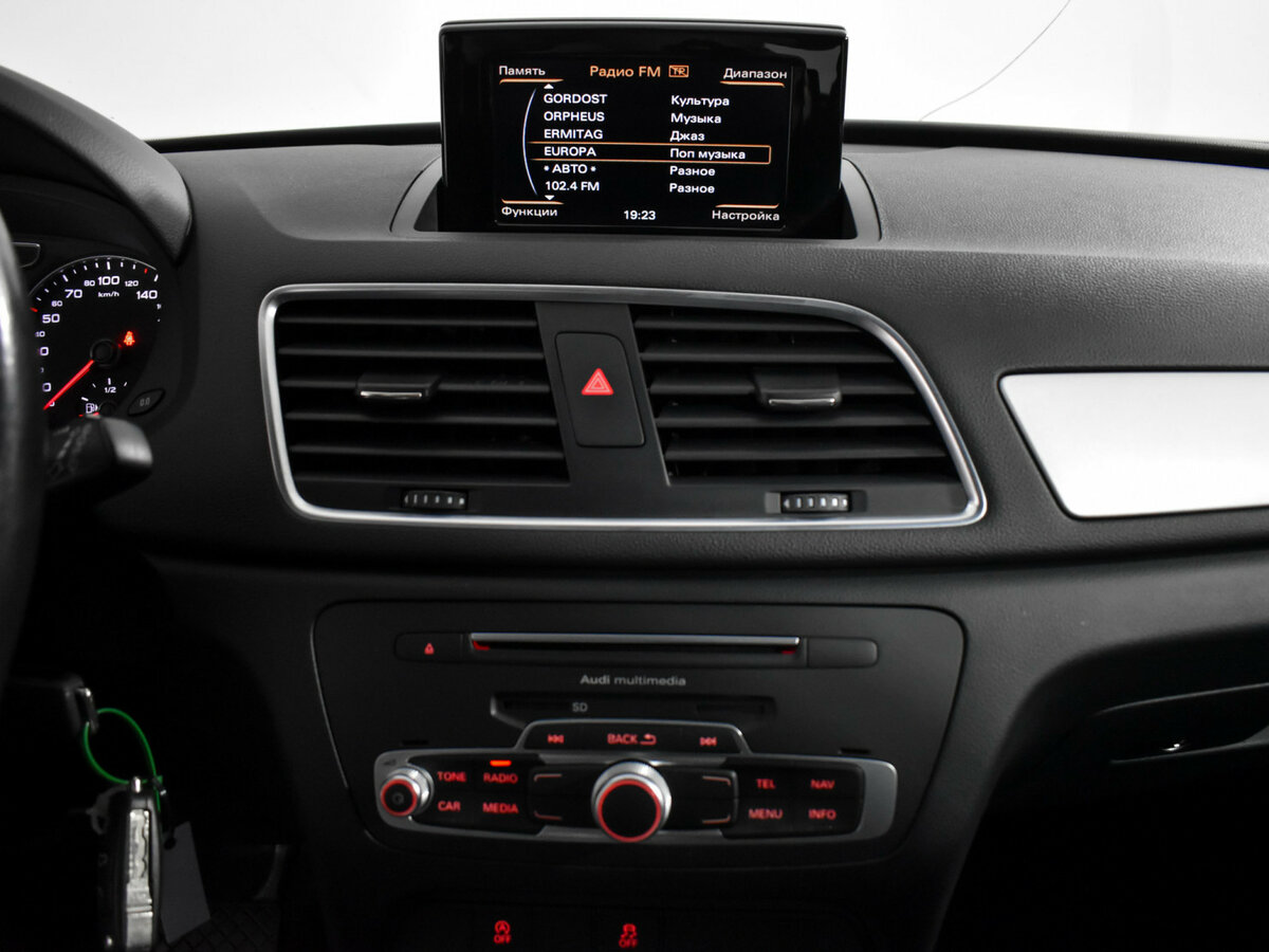 Audi Q3 с пробегом — 2015 год. Фото: #12