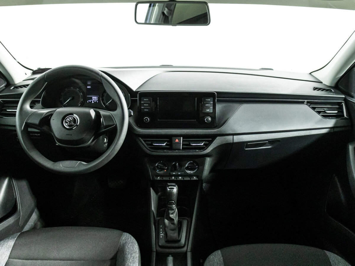 Skoda Rapid с пробегом — 2020 год. Фото: #12