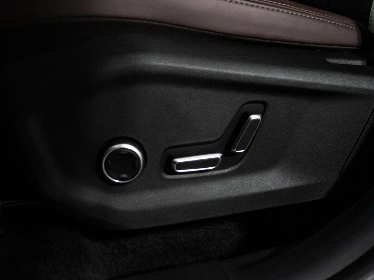 Geely Monjaro с пробегом — 2023 год. Фото: #12