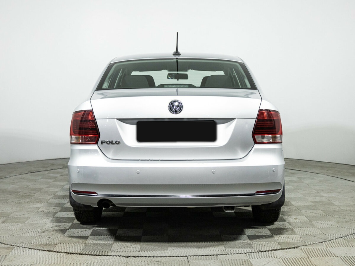 Volkswagen Polo с пробегом — 2017 год. Фото: #5