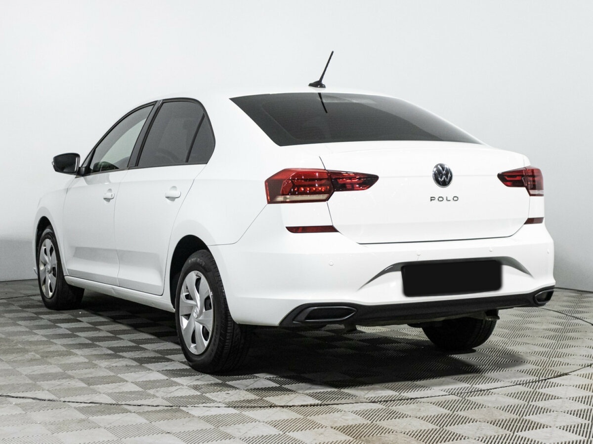 Volkswagen Polo с пробегом — 2021 год. Фото: #6