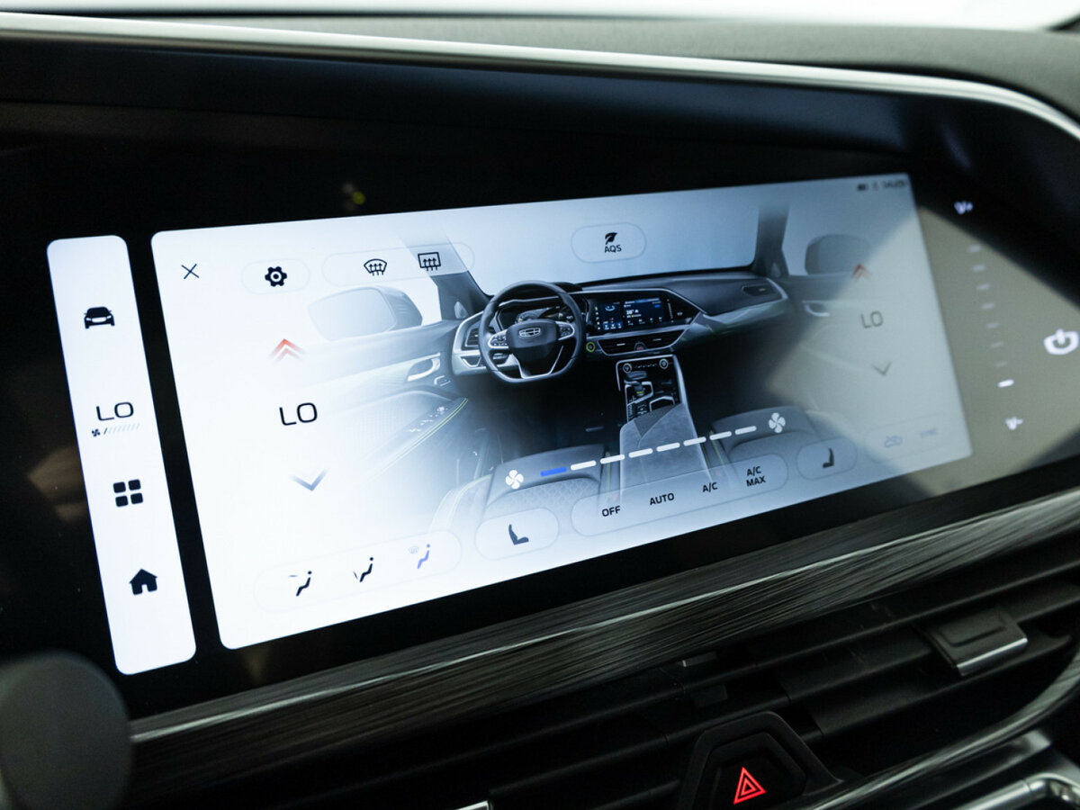 Geely Tugella с пробегом — 2023 год. Фото: #17