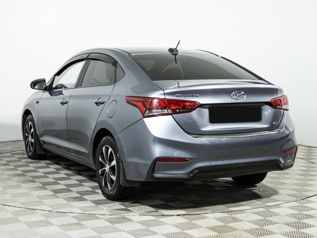 Hyundai Solaris с пробегом — 2017 год. Фото: #6