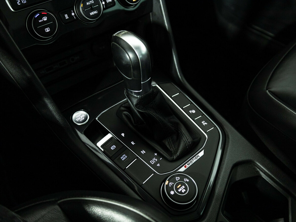 Volkswagen Tiguan с пробегом — 2018 год. Фото: #19