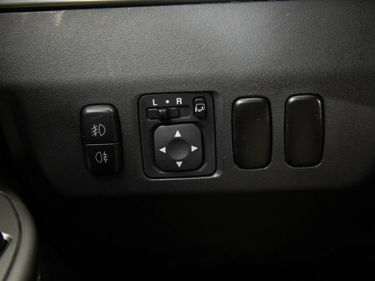 Mitsubishi Pajero с пробегом — 2013 год. Фото: #14