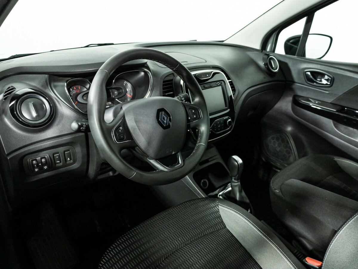 Renault Kaptur с пробегом — 2019 год. Фото: #10