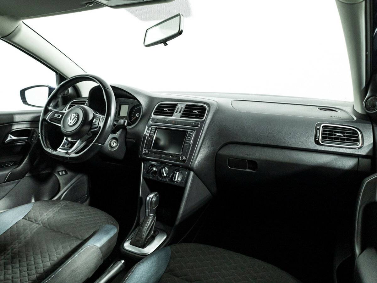 Volkswagen Polo с пробегом — 2020 год. Фото: #8