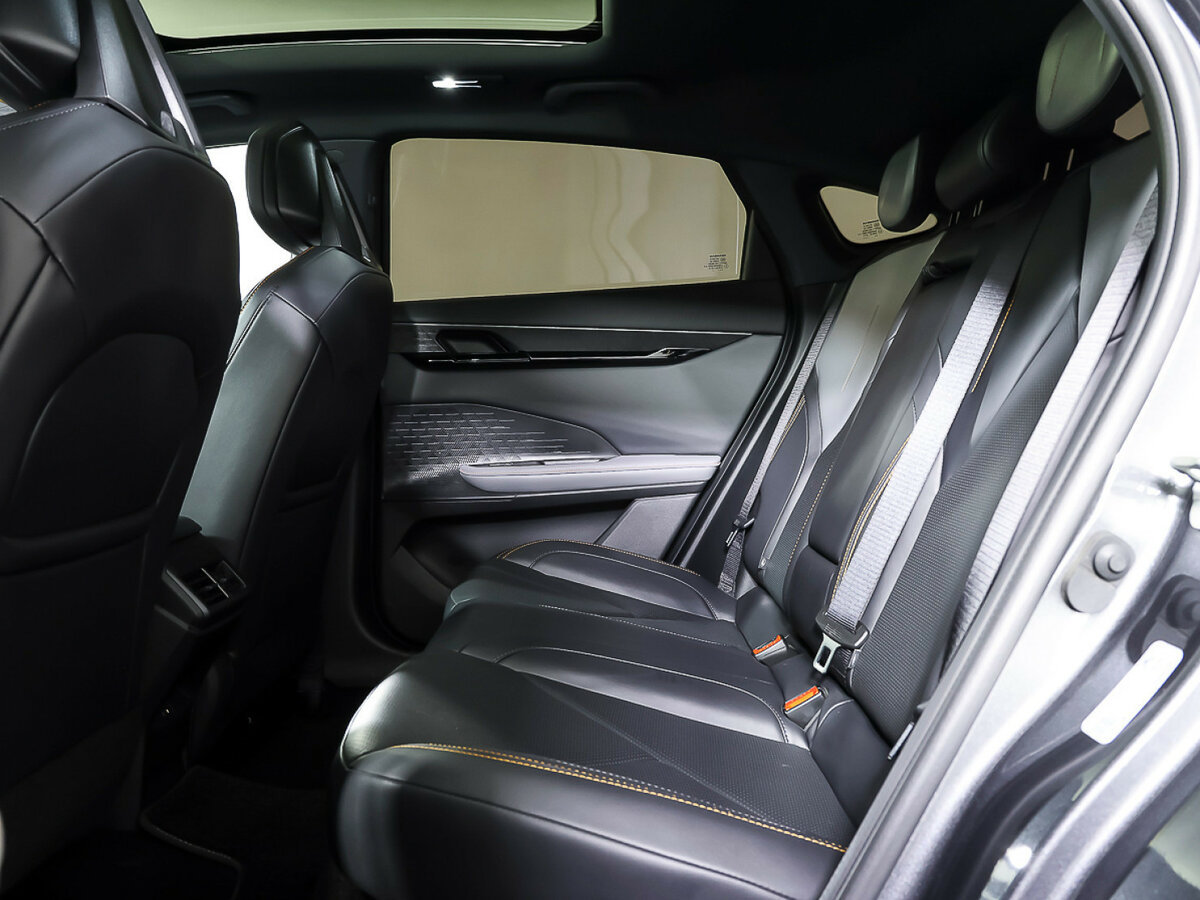 Changan UNI-V с пробегом — 2023 год. Фото: #11