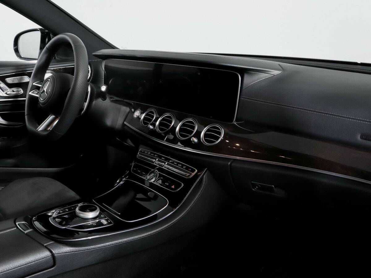 Mercedes-Benz E-Класс с пробегом — 2017 год. Фото: #8