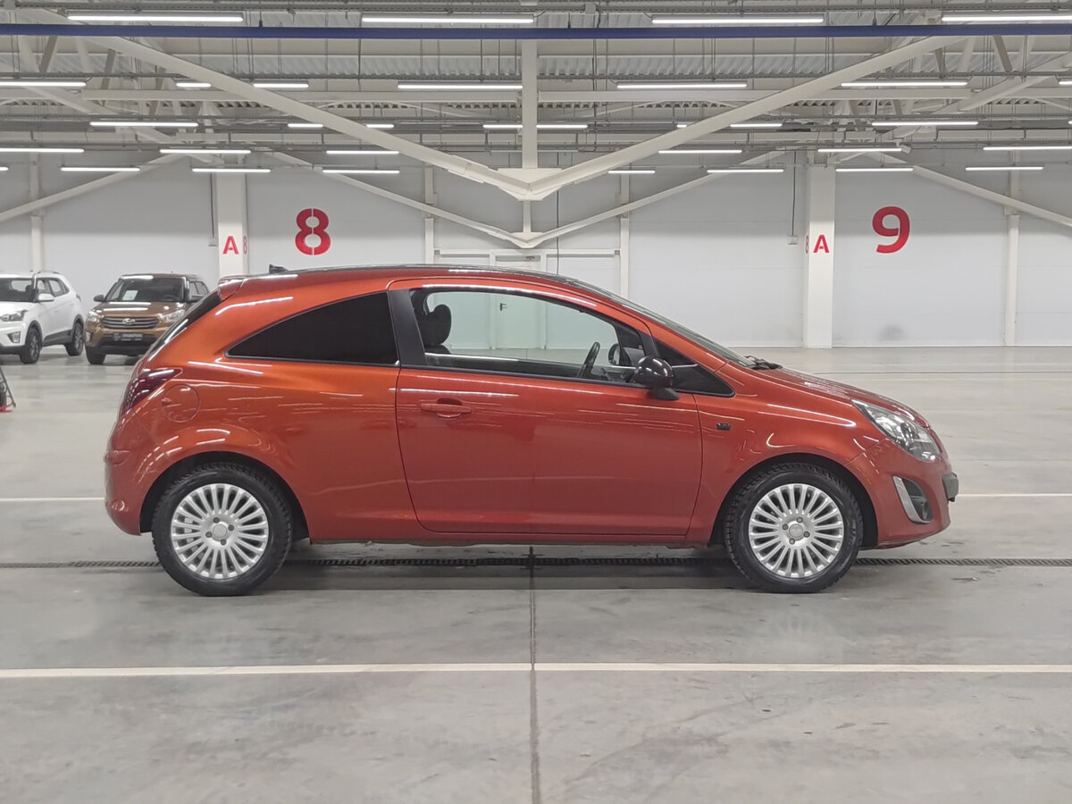 Opel Corsa с пробегом — 2012 год. Фото: #3