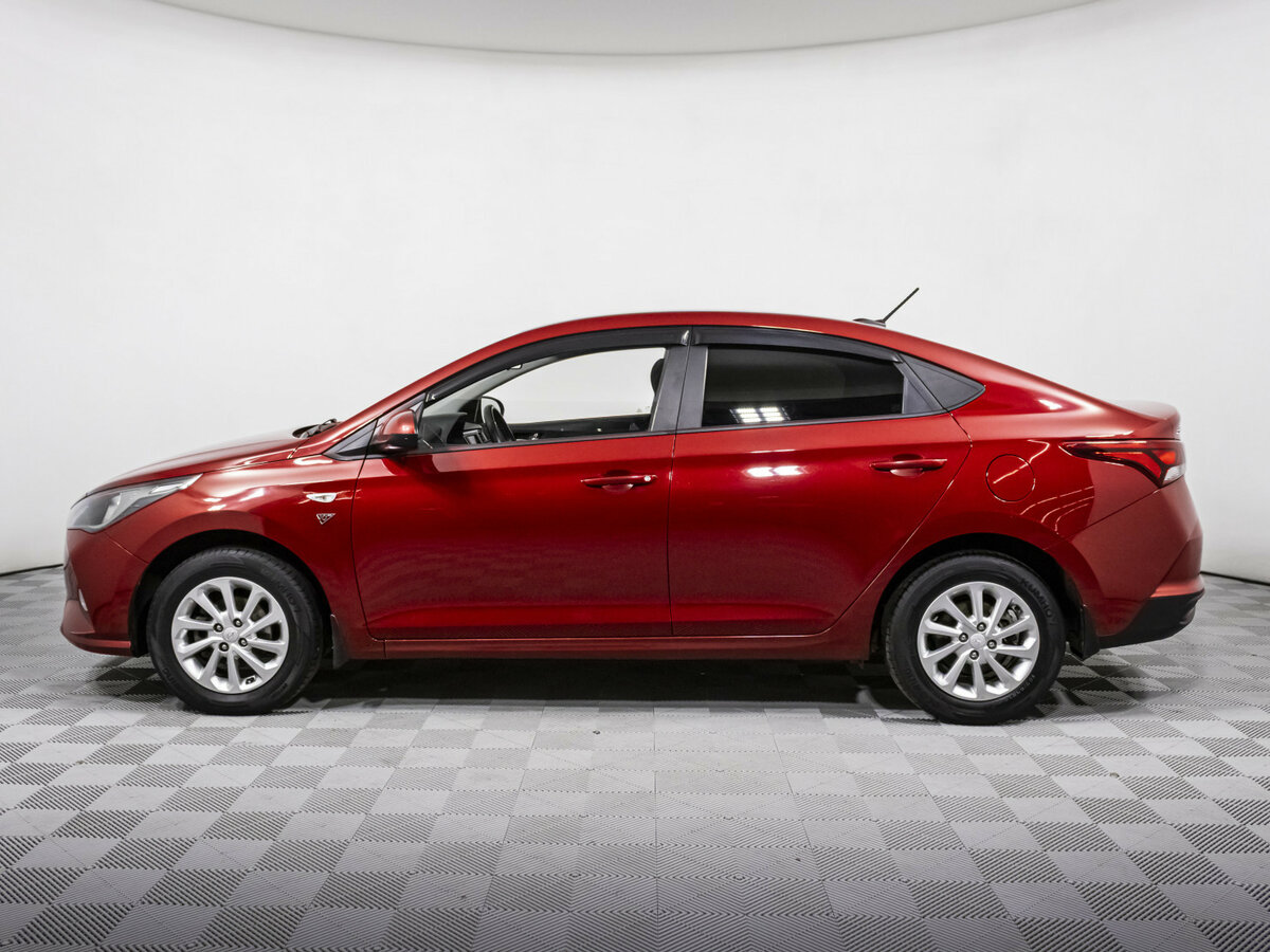 Hyundai Solaris с пробегом — 2021 год. Фото: #7