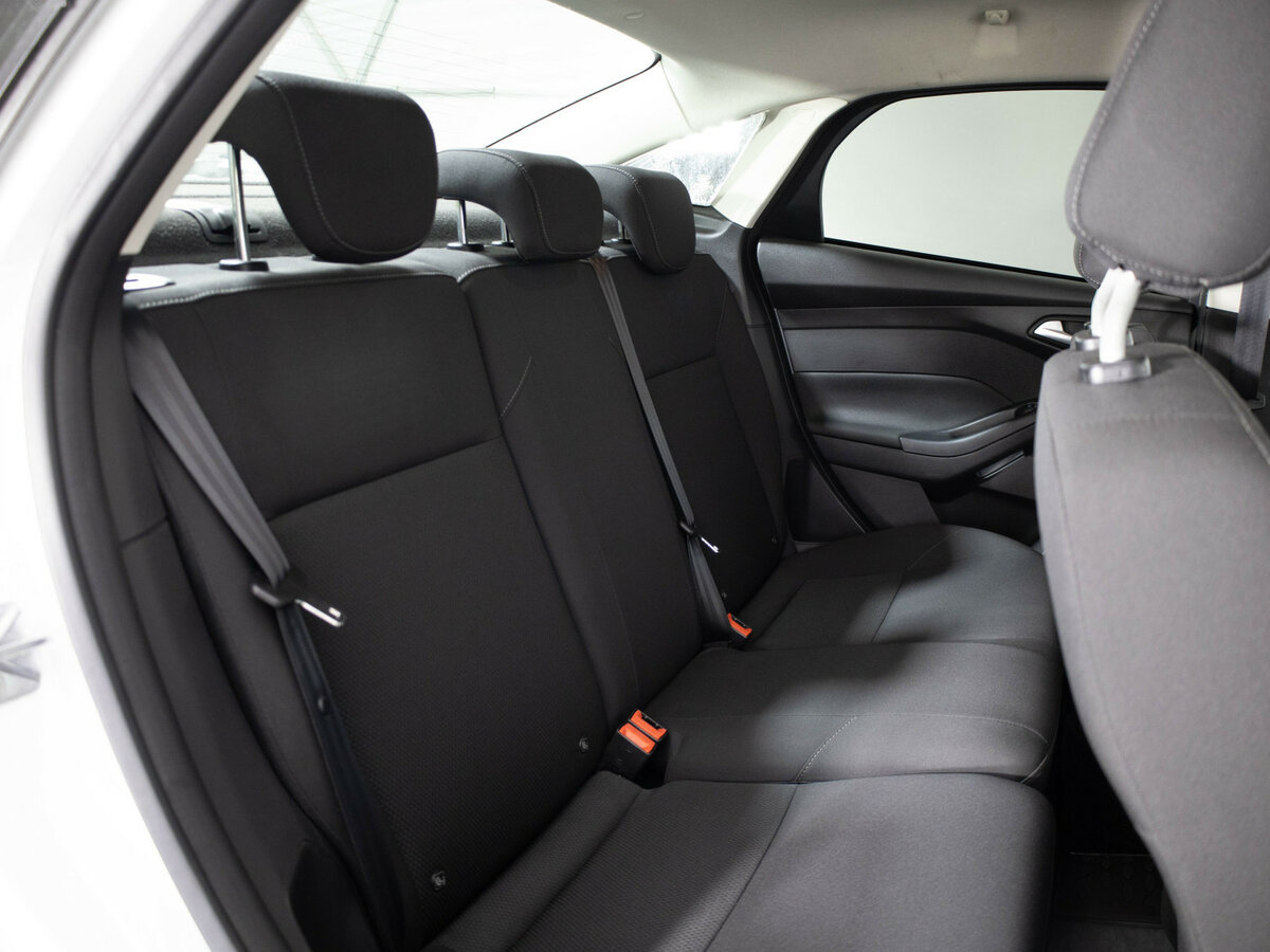 Ford Focus с пробегом — 2016 год. Фото: #16