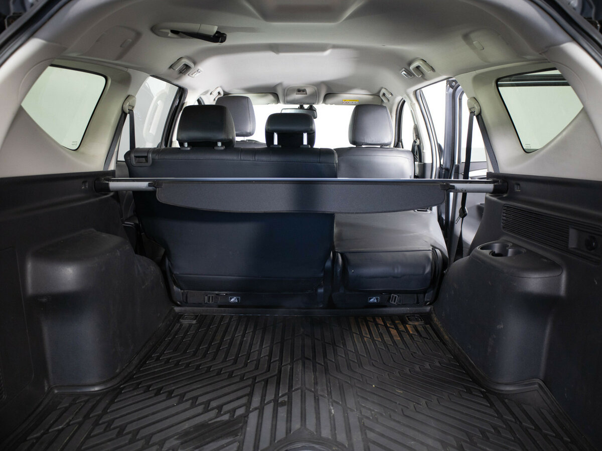 Mitsubishi Pajero Sport с пробегом — 2016 год. Фото: #13