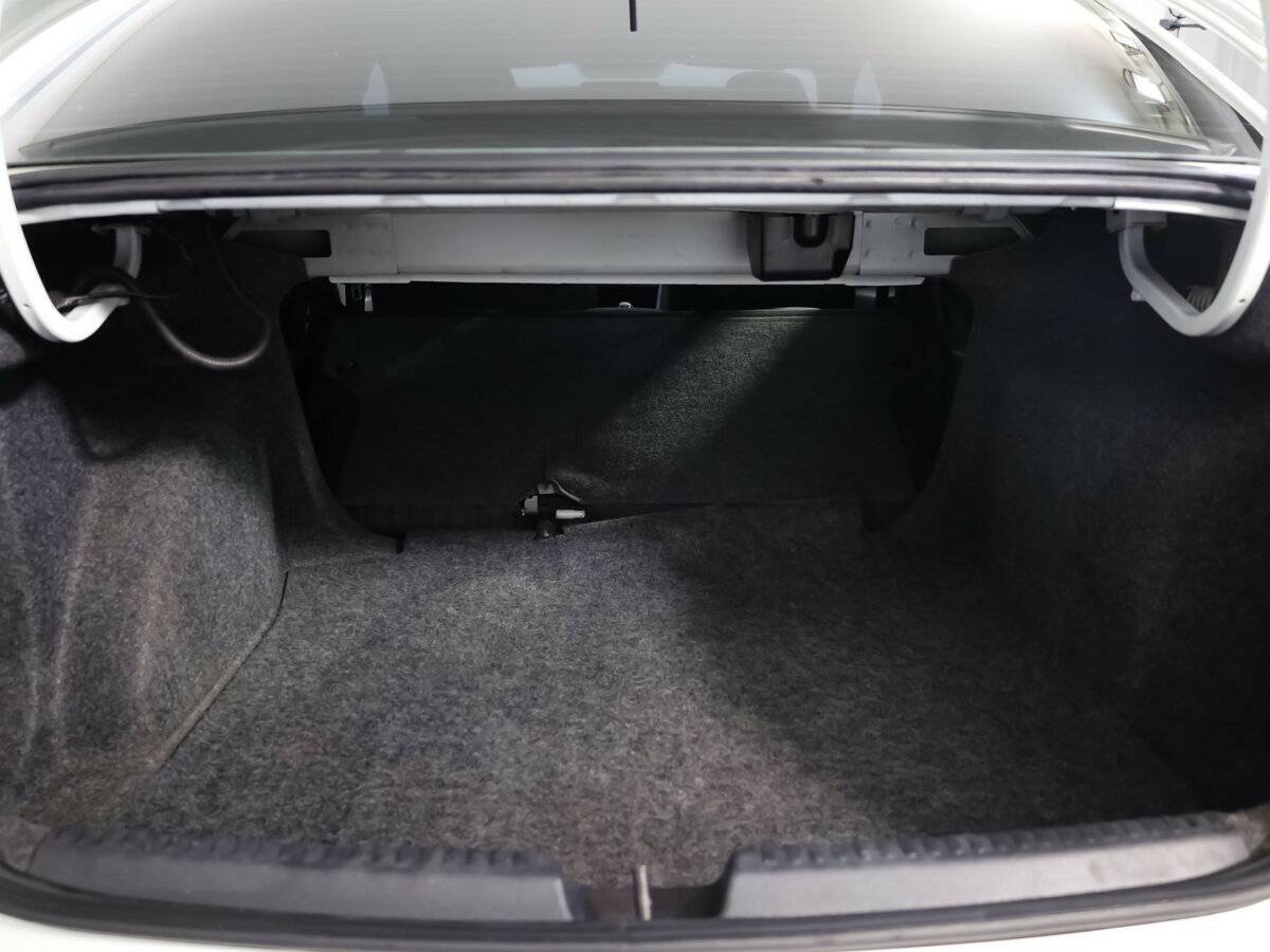 Volkswagen Polo с пробегом — 2018 год. Фото: #17