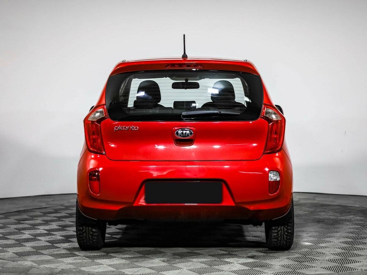 Kia Picanto с пробегом — 2014 год. Фото: #4