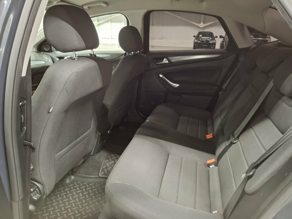 Ford Mondeo с пробегом — 2013 год. Фото: #9