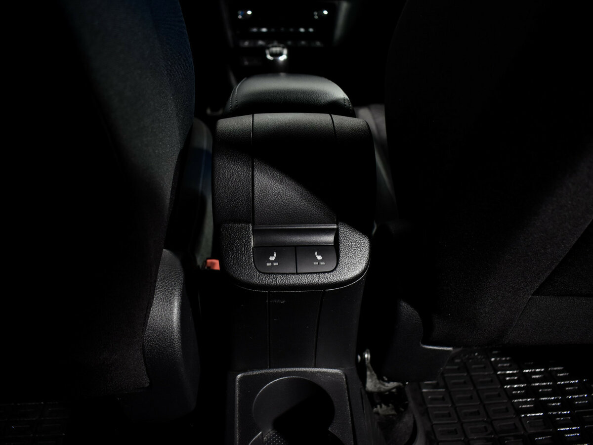 Volkswagen Polo с пробегом — 2020 год. Фото: #15