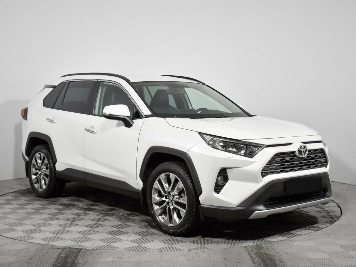 Toyota RAV4 с пробегом — 2019 год. Фото: #2
