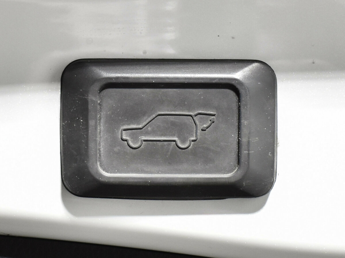 Toyota RAV4 с пробегом — 2019 год. Фото: #18