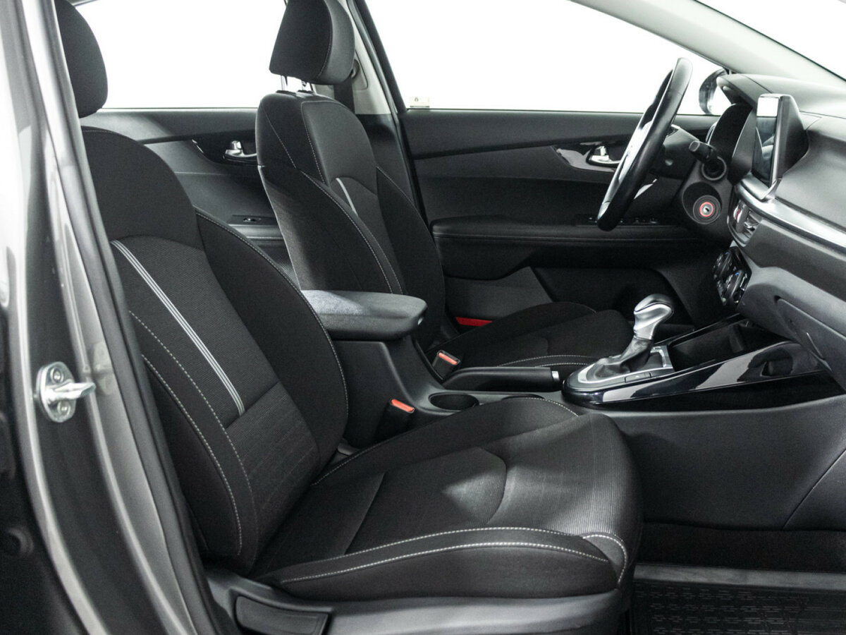 Kia Cerato с пробегом — 2020 год. Фото: #13