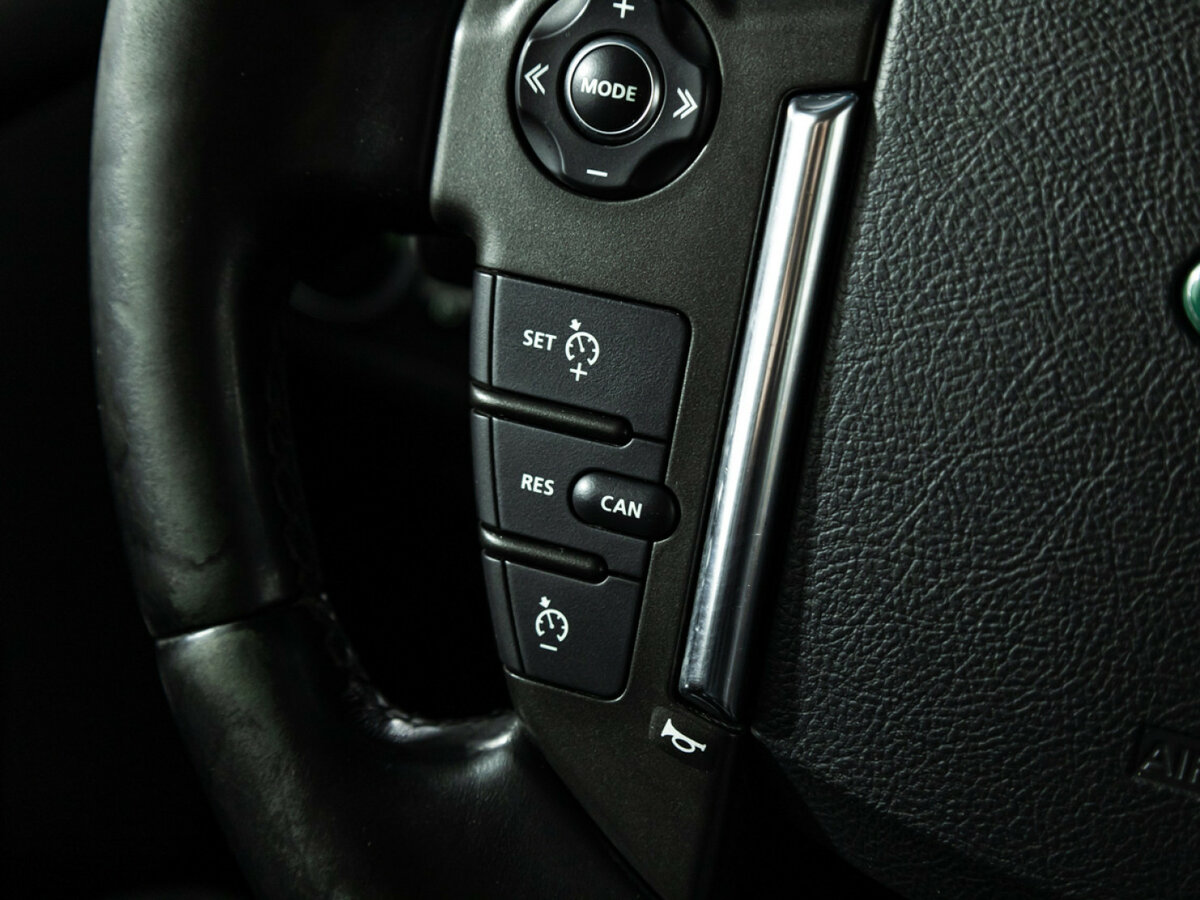 Land Rover Discovery с пробегом — 2013 год. Фото: #20