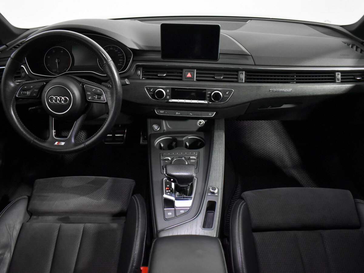 Audi A4 с пробегом — 2017 год. Фото: #12
