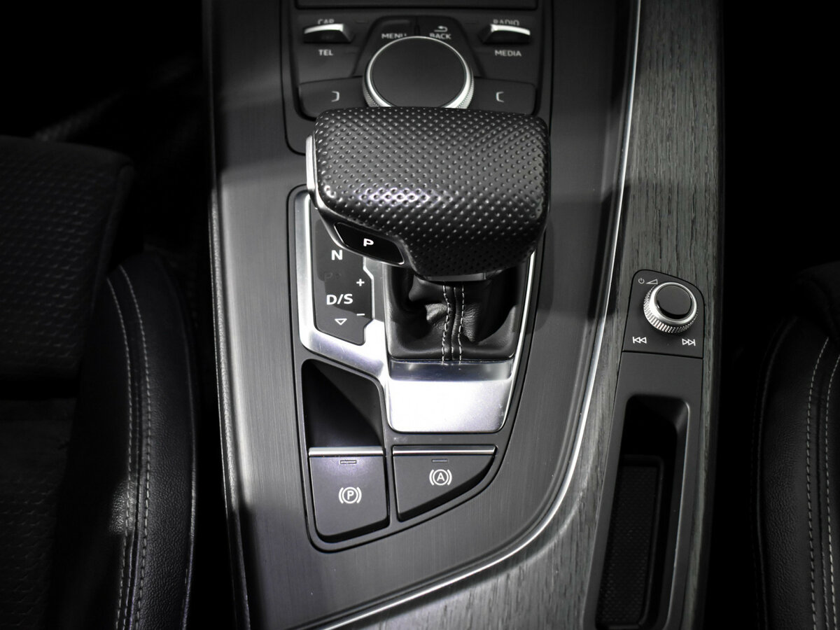 Audi A4 с пробегом — 2017 год. Фото: #13