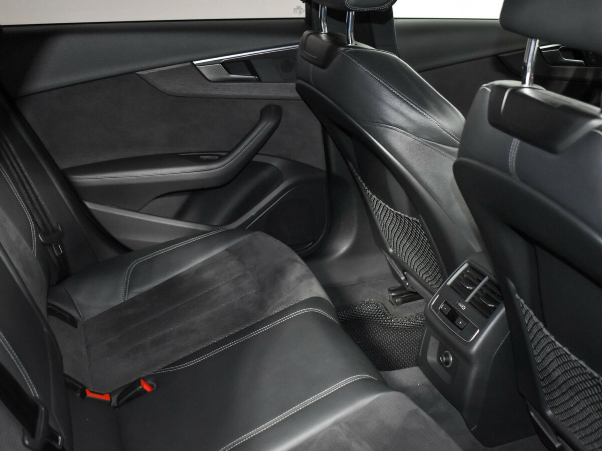 Audi A4 с пробегом — 2017 год. Фото: #15