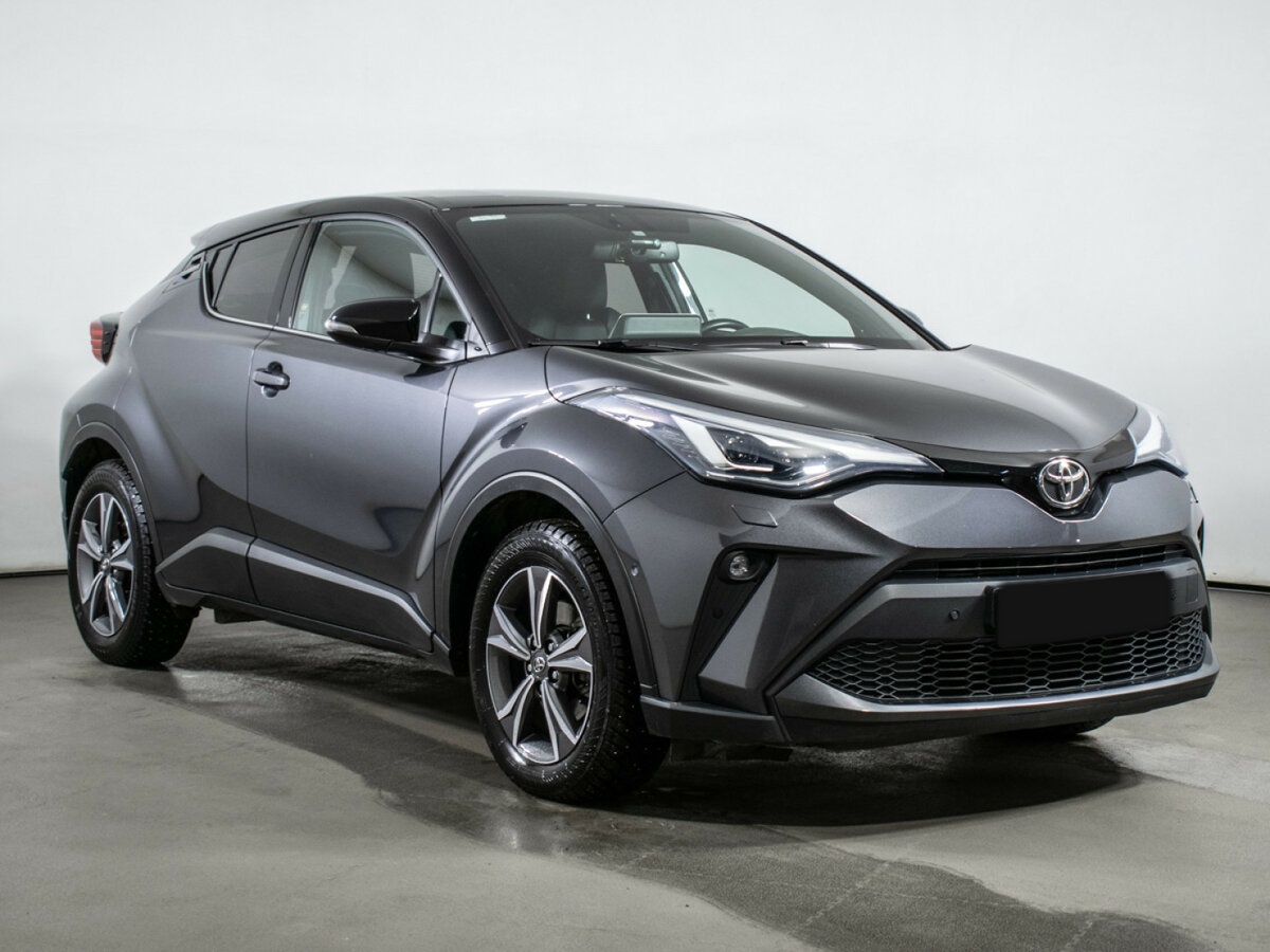 Toyota C-HR с пробегом — 2020 год. Фото: #2