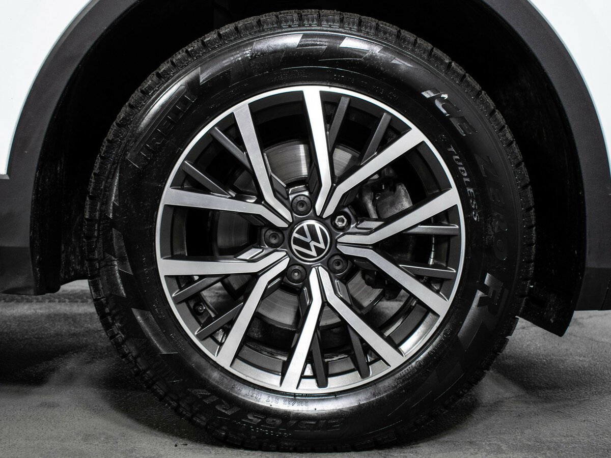 Volkswagen Tiguan с пробегом — 2022 год. Фото: #16