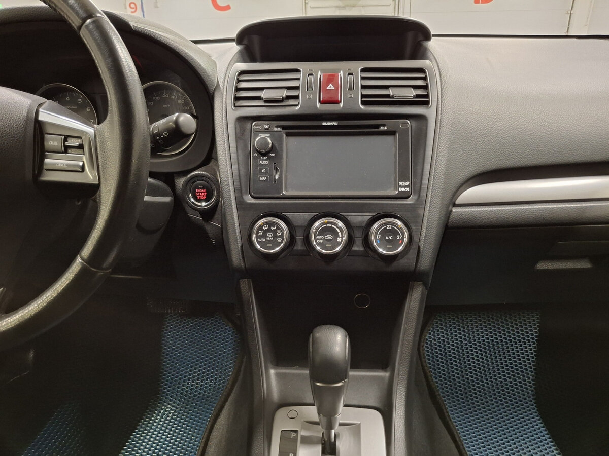 Subaru XV с пробегом — 2012 год. Фото: #14