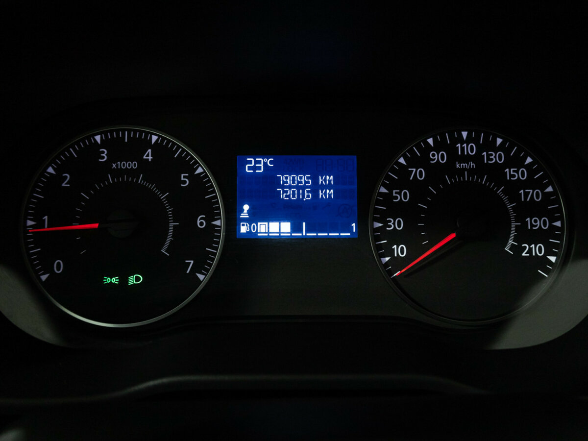 Renault Duster с пробегом — 2021 год. Фото: #11