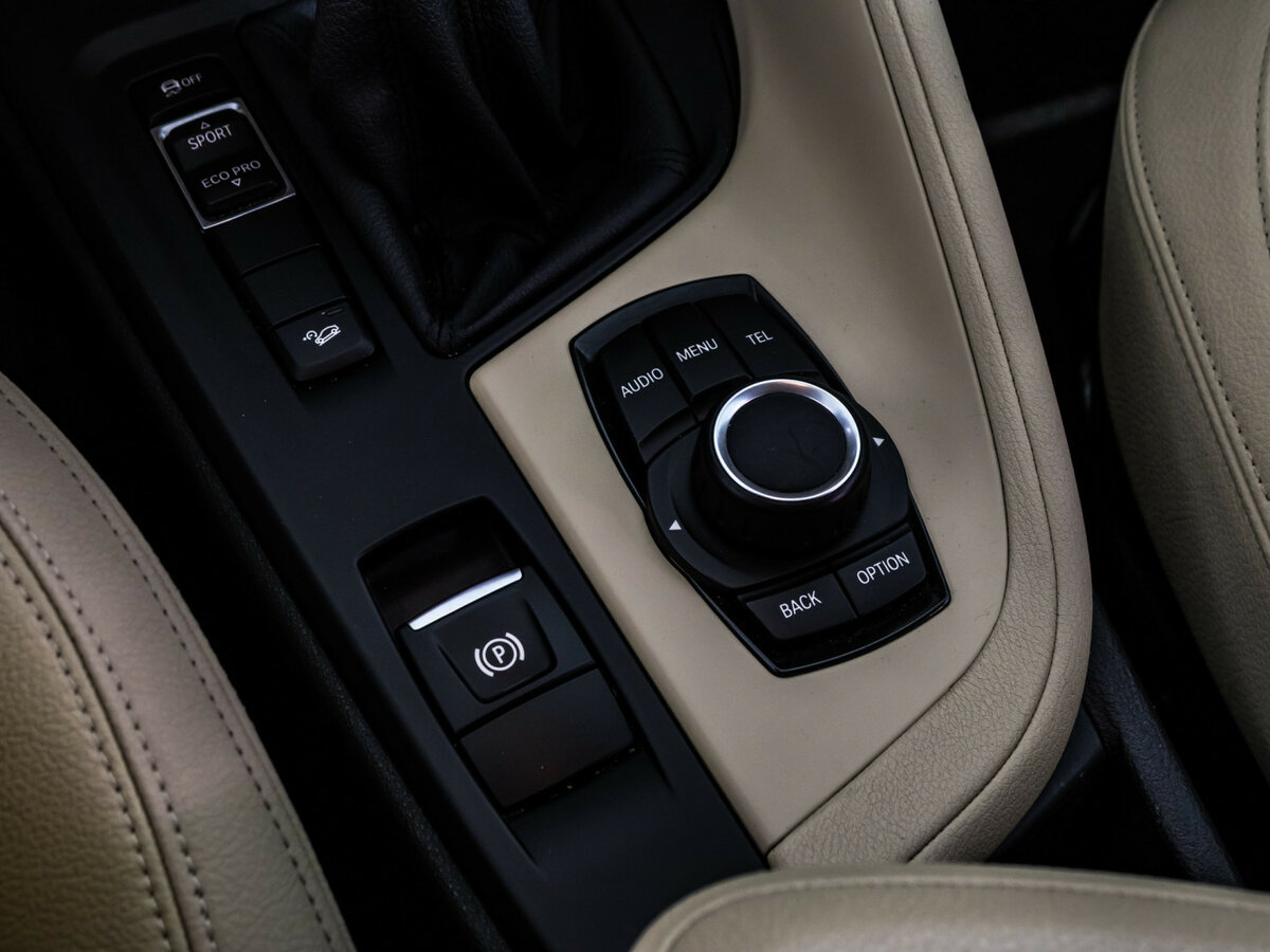 BMW X1 с пробегом — 2017 год. Фото: #13