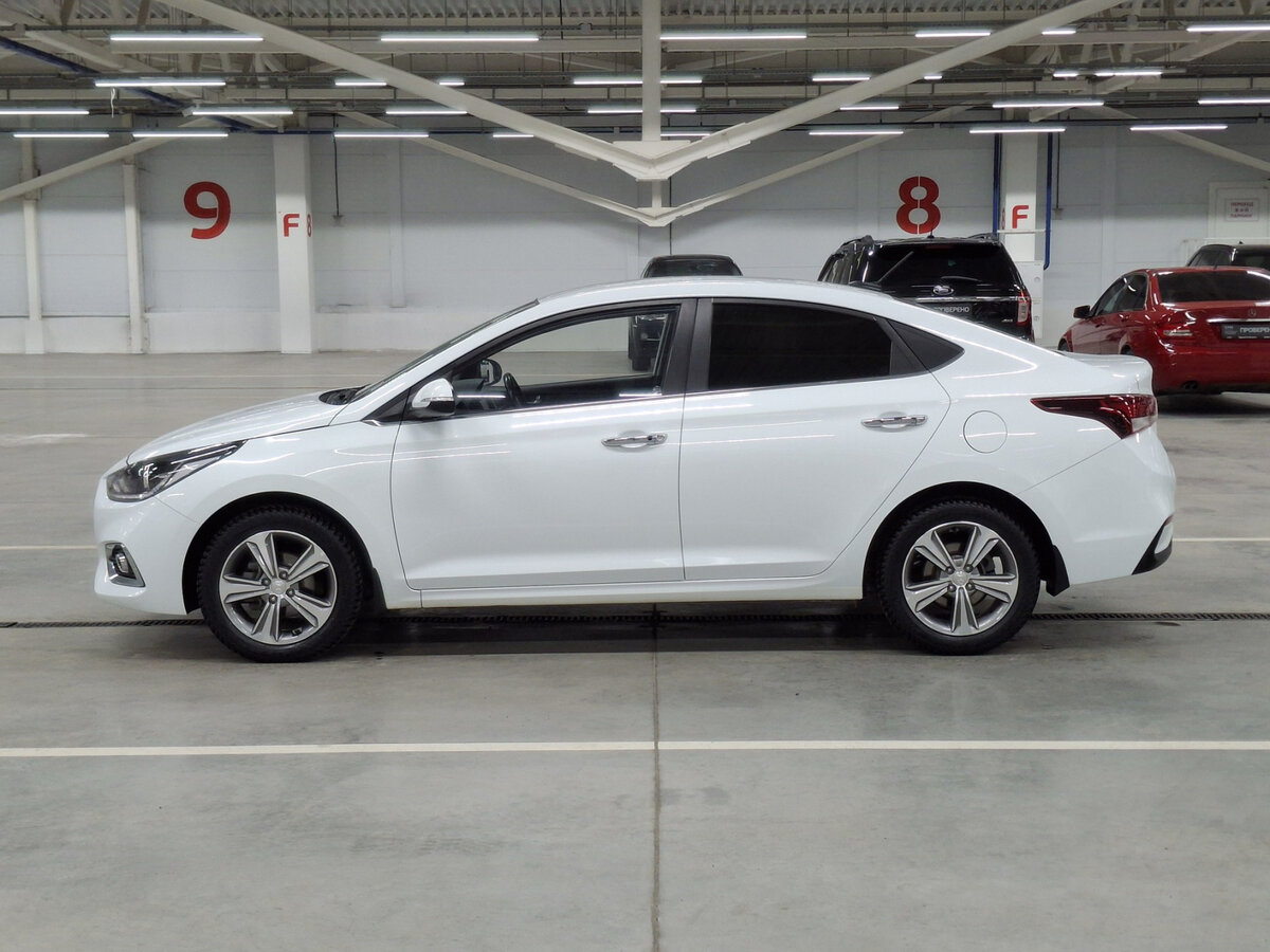 Hyundai Solaris с пробегом — 2017 год. Фото: #7