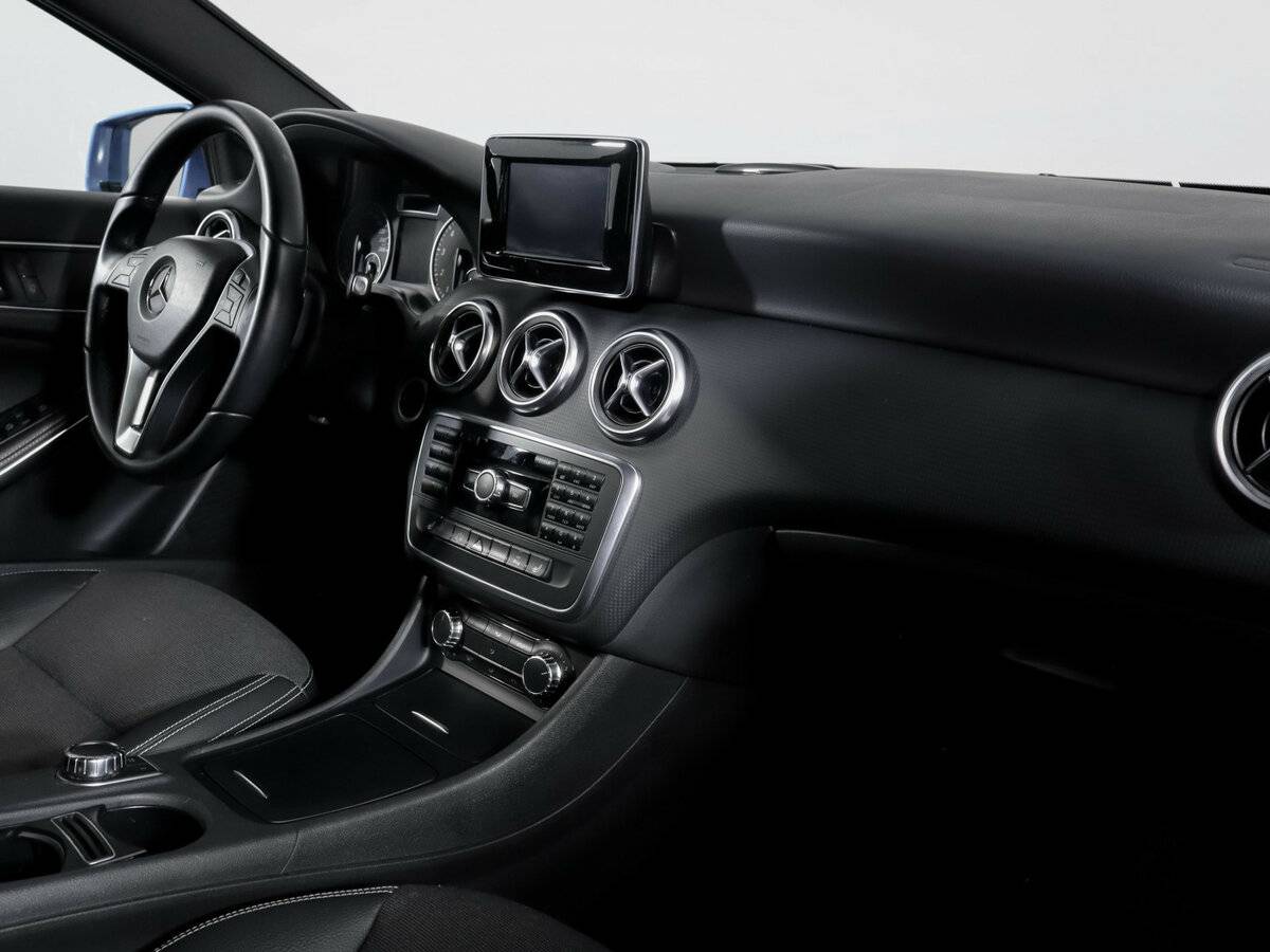 Mercedes-Benz A-Класс с пробегом — 2014 год. Фото: #6