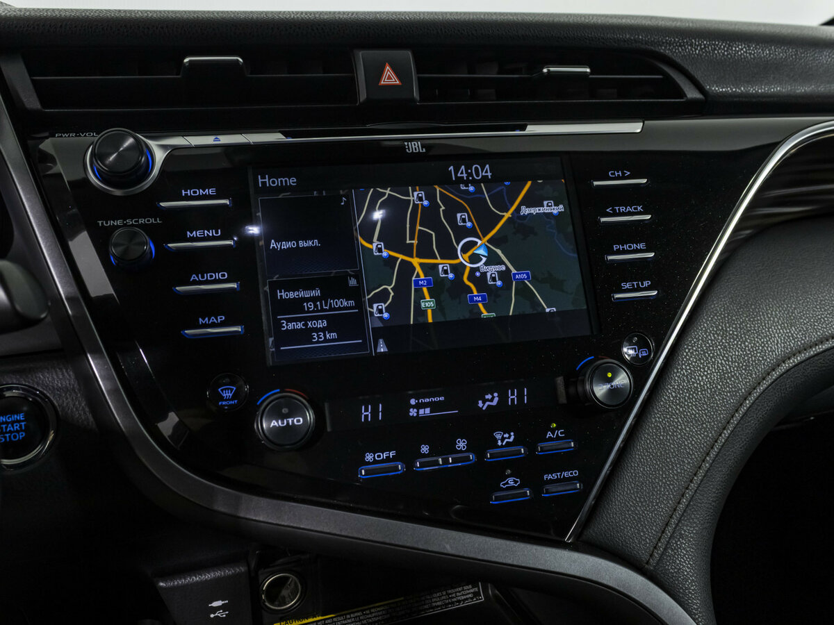 Toyota Camry с пробегом — 2018 год. Фото: #14