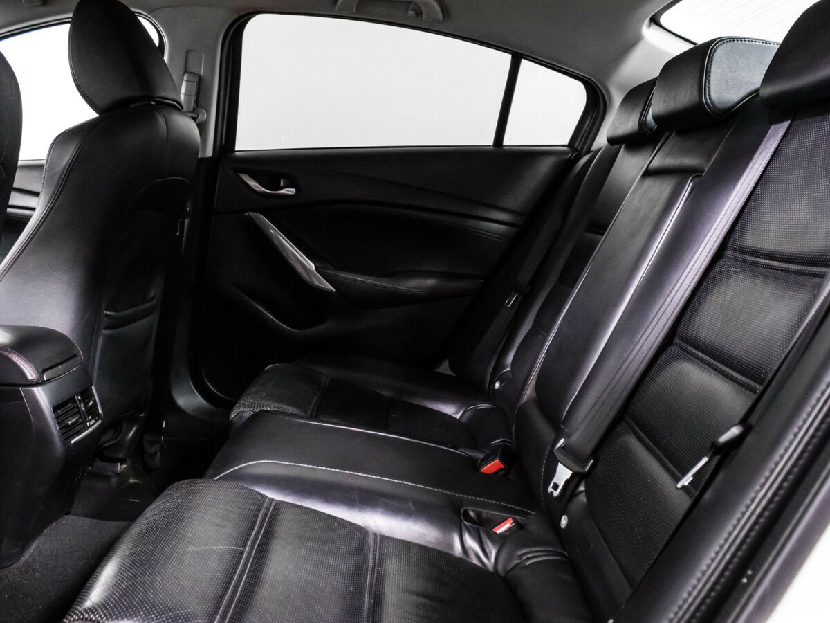 Mazda 6 с пробегом — 2014 год. Фото: #10