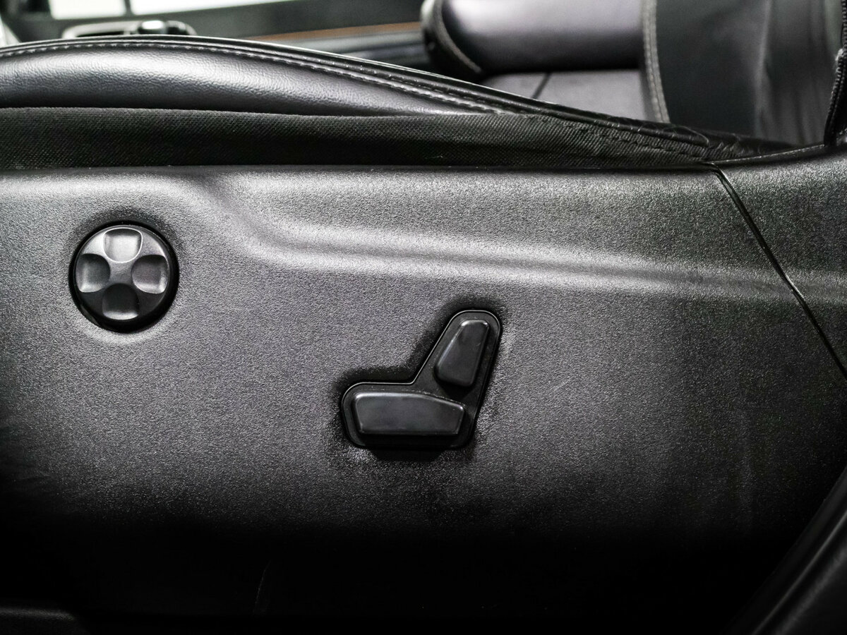 Jeep Grand Cherokee с пробегом — 2014 год. Фото: #13