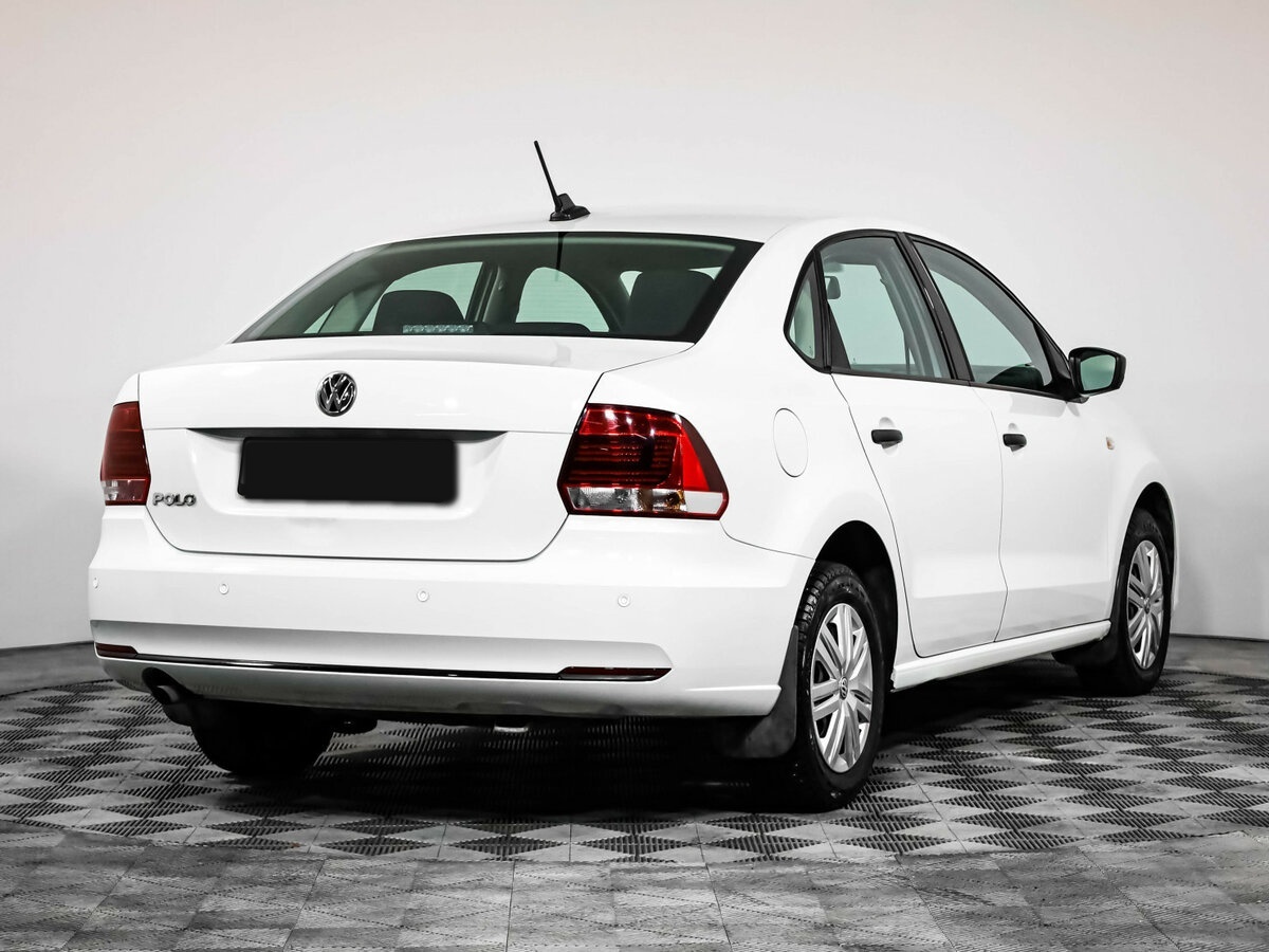 Volkswagen Polo с пробегом — 2018 год. Фото: #3