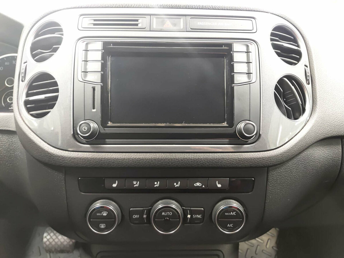 Volkswagen Tiguan с пробегом — 2016 год. Фото: #14