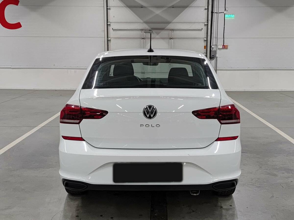 Volkswagen Polo с пробегом — 2021 год. Фото: #5