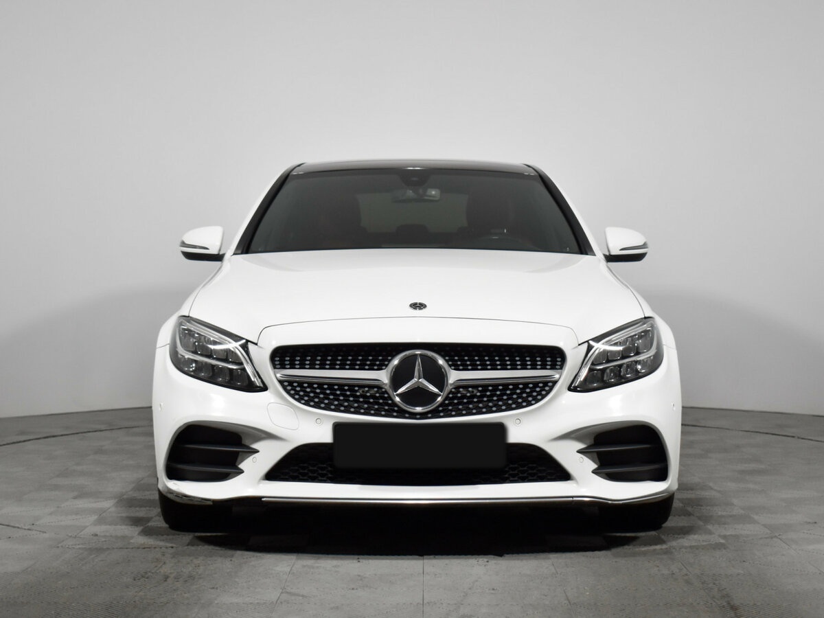Mercedes-Benz C-Класс с пробегом — 2018 год. Фото: #1