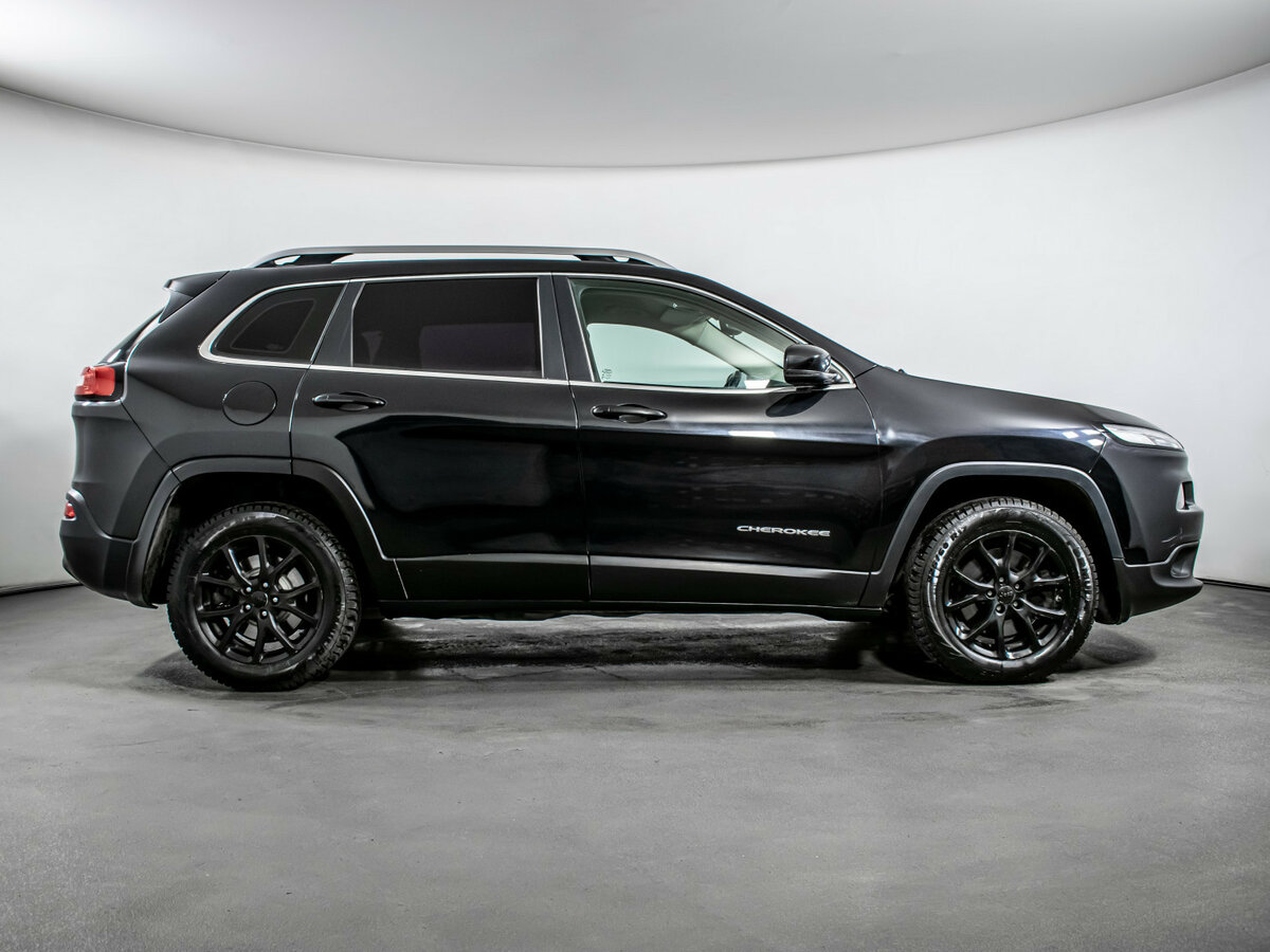 Jeep Cherokee с пробегом — 2014 год. Фото: #3
