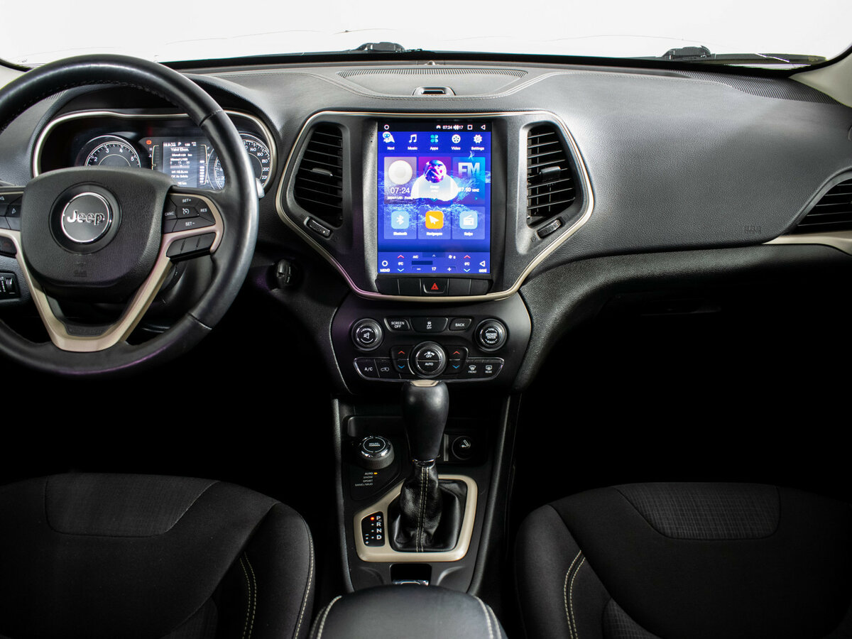 Jeep Cherokee с пробегом — 2014 год. Фото: #10