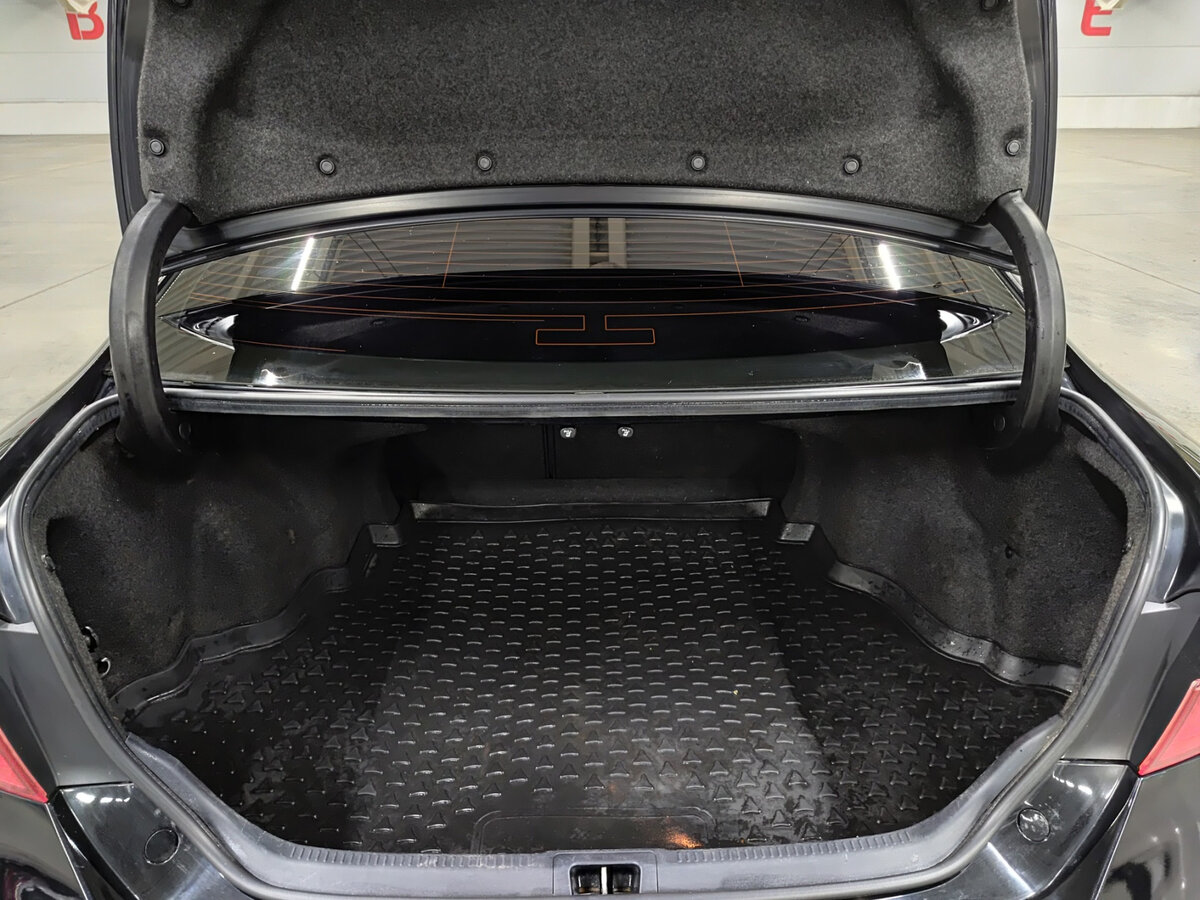 Toyota Camry с пробегом — 2014 год. Фото: #9