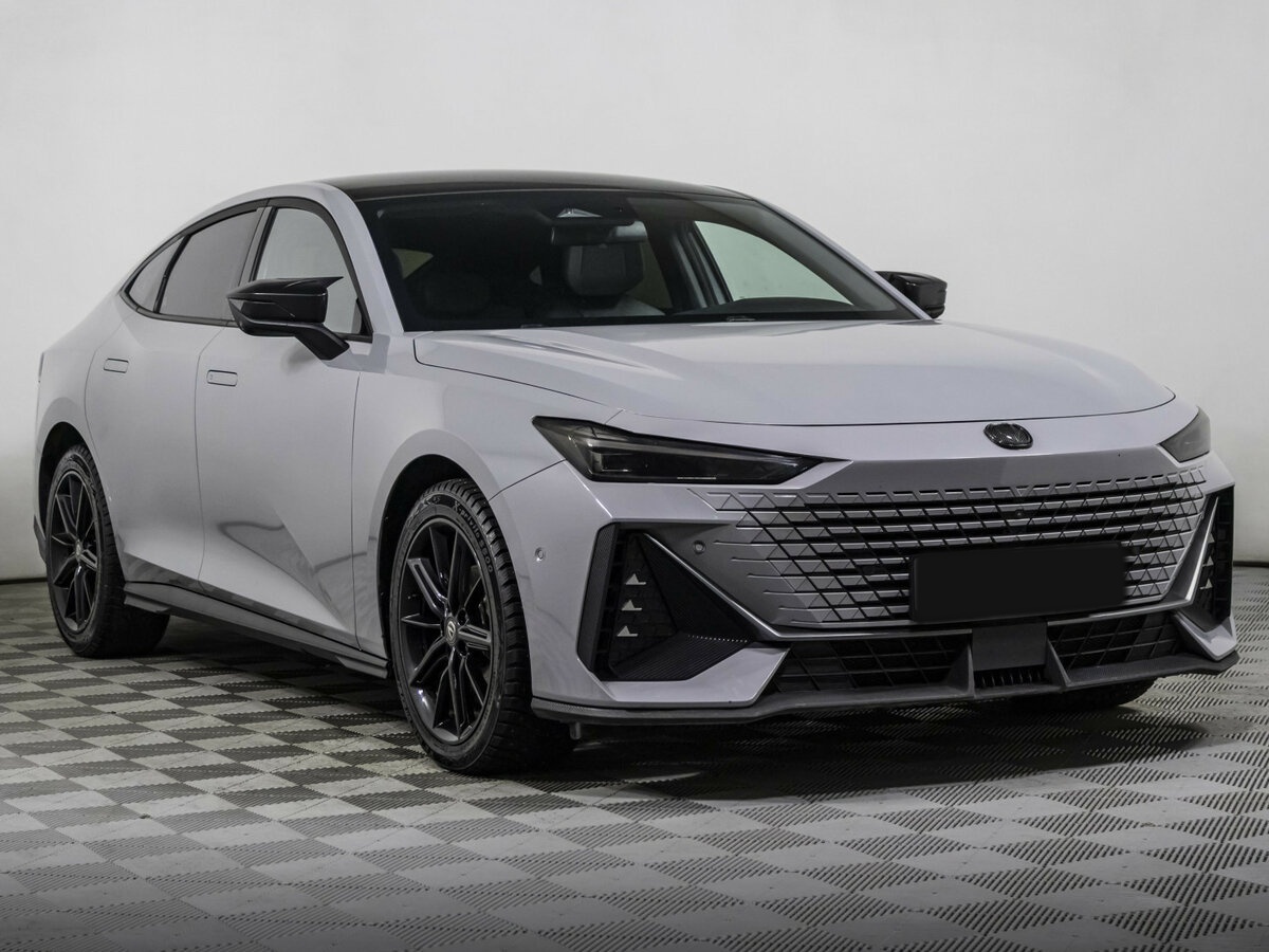 Changan UNI-V с пробегом — 2023 год. Фото: #2