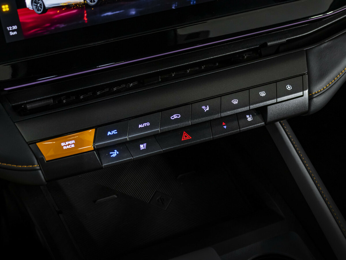 Changan UNI-V с пробегом — 2023 год. Фото: #13